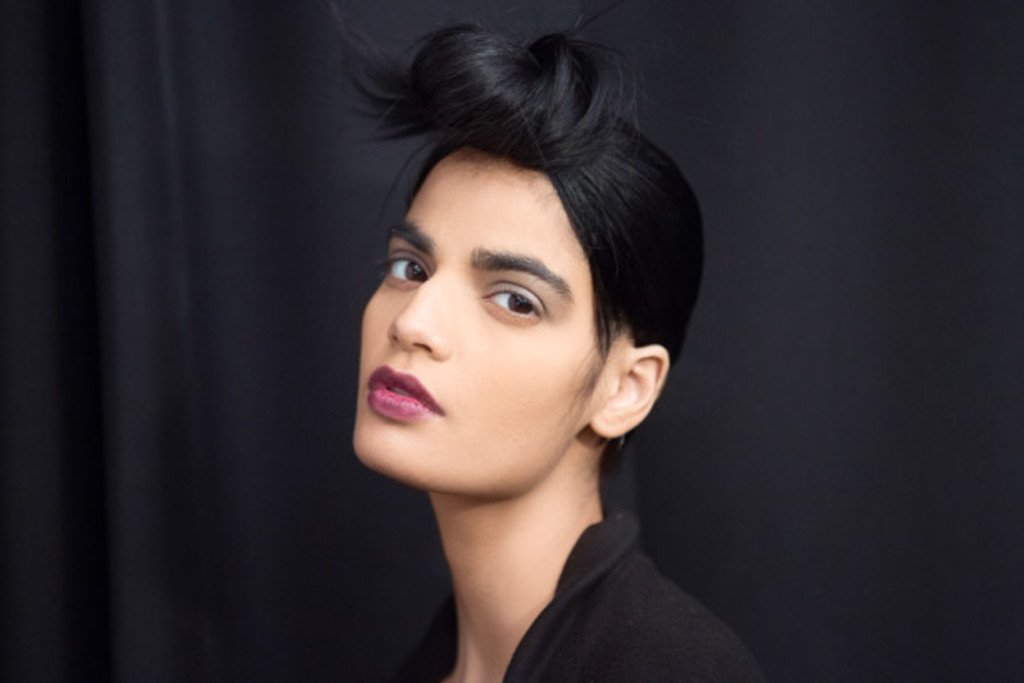 Hairstyles From Lakmé Fashion Week That Are Super-Easy To DIY | VOGUE India  | Vogue India