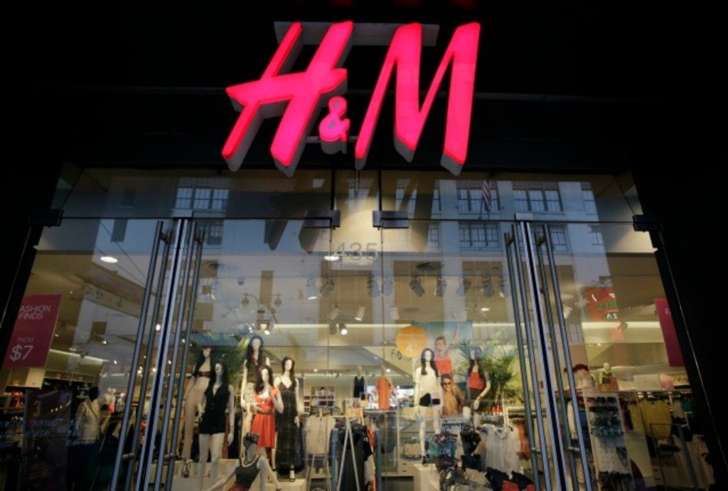 Outside an H&M store (Photo courtesy of thinkprogress.org)