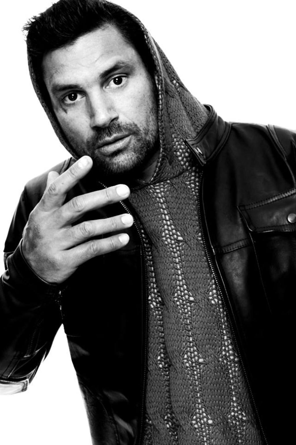 Courtesy of Manu Bennett Facebook