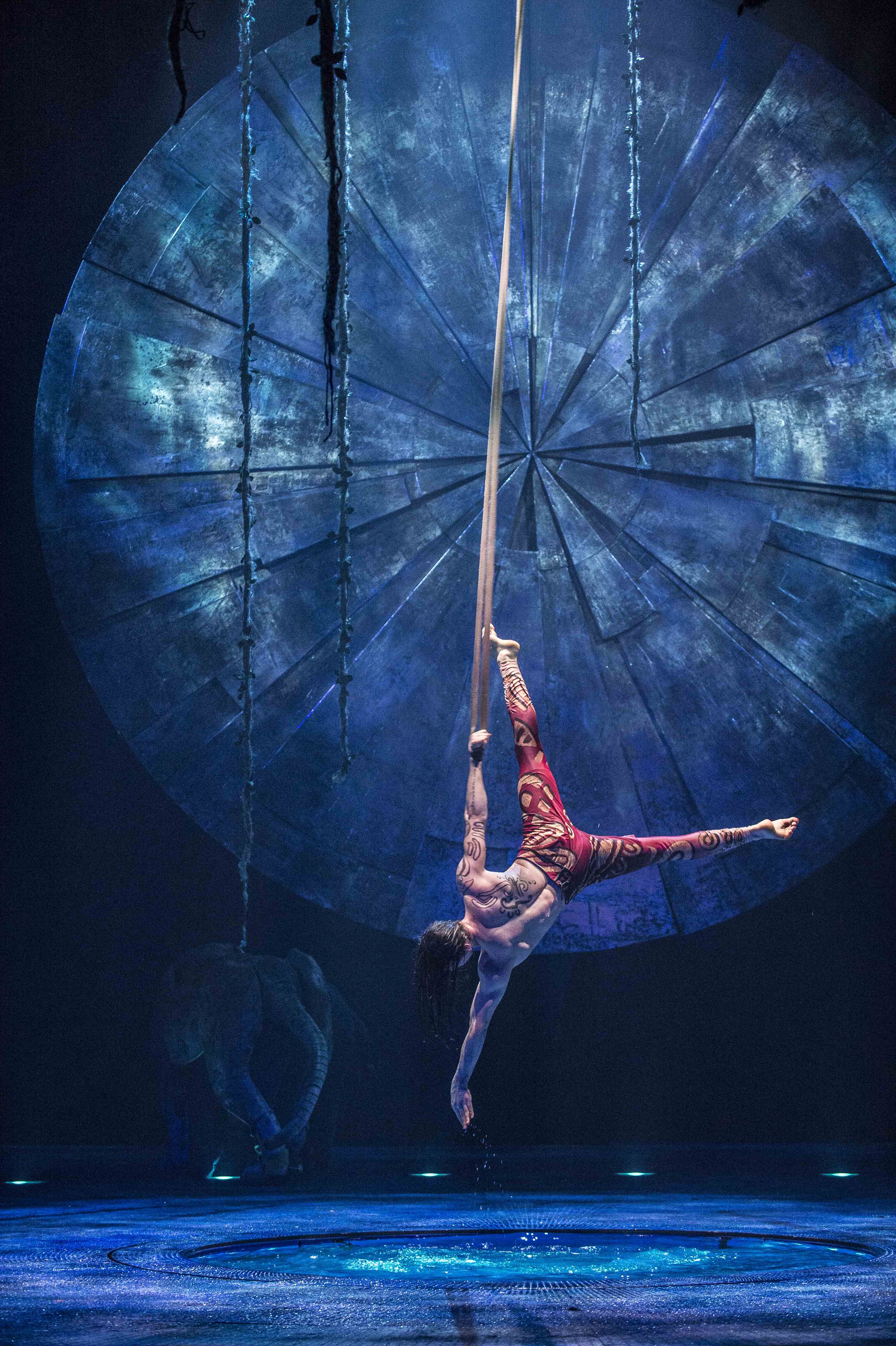 最新発見 CIRQUE DU SOLEIL ストラップ おもちゃ