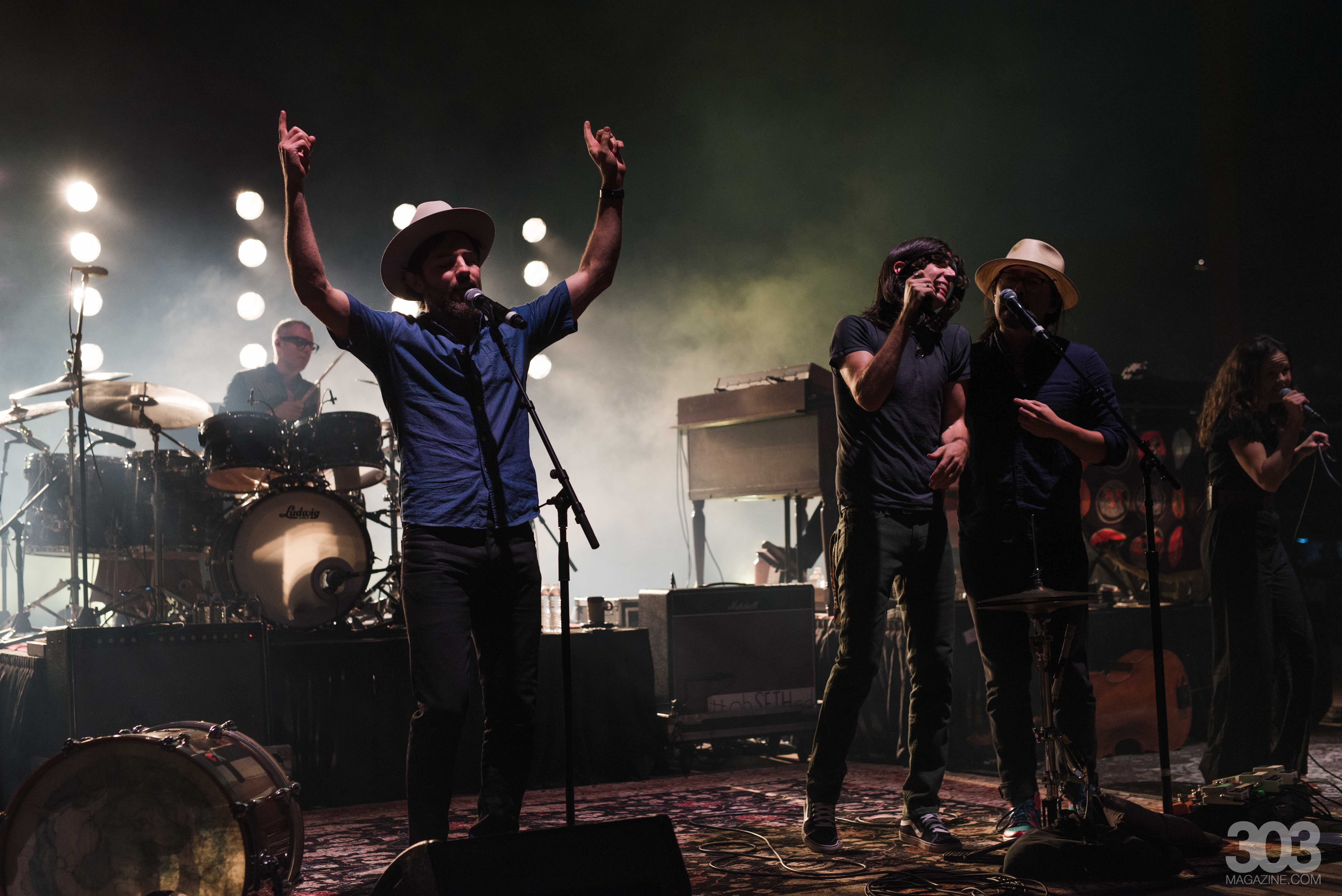 Review The Avett Brothers Tugged at Red Rocks' Heartstrings 303