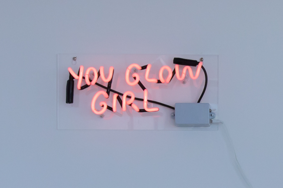 303 Magazine, 303 Style, 303 We Tried It, Beauty Trends, Vivian Louthan, Denver Beauty, Denver Facial, Crystals, Denver Skincare, Womenfolk Beauty, Rhea Hovarth, Heather Fairchild Photography