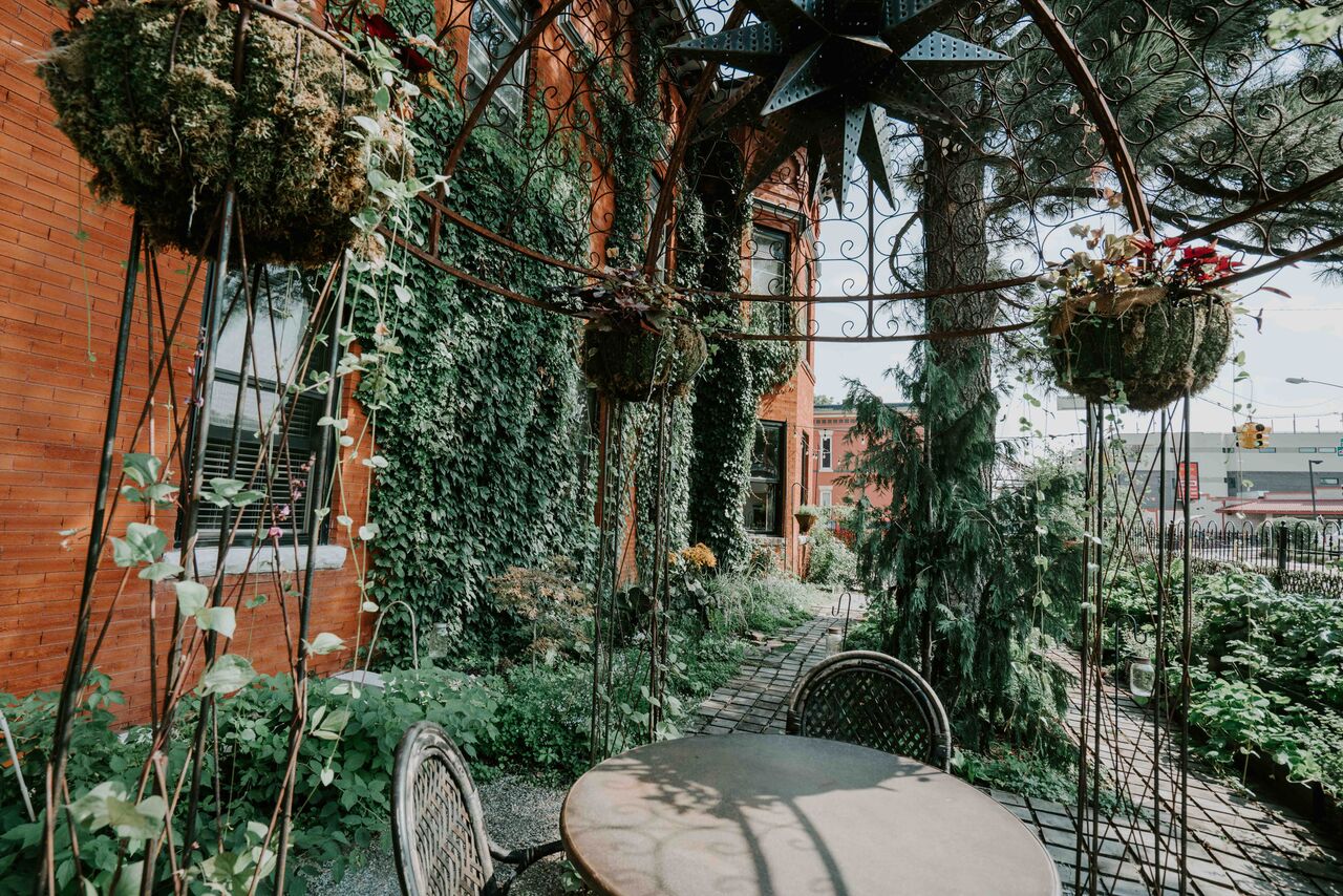 303, 303 Magazine, 303 Style, FIG+YARROW, Denver, Denver Beauty, Beauty, Natural, Target, Shopping, LoHi, Apothecary, Vivian Louthan, Brandy Monique, Meg O’Neill Photography