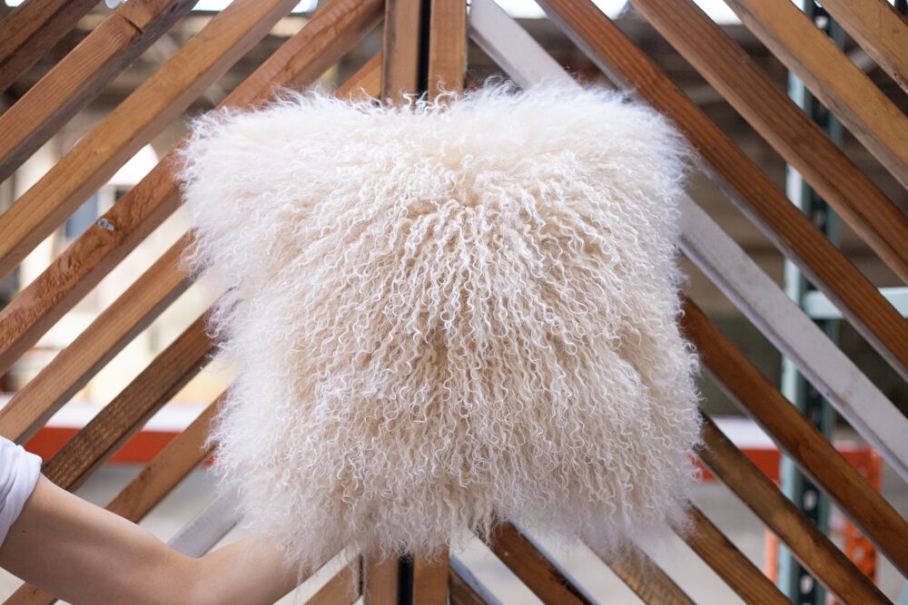 303, 303 Magazine, 303 Style, Street Style, Denver Shopping, Fashion, Fashion Events, Denver Flea, Billie, Taspen’s, Haven, Kahlia Activewear, One Wild, Kinship, Bridget Burnett Photography, Vivian Louthan