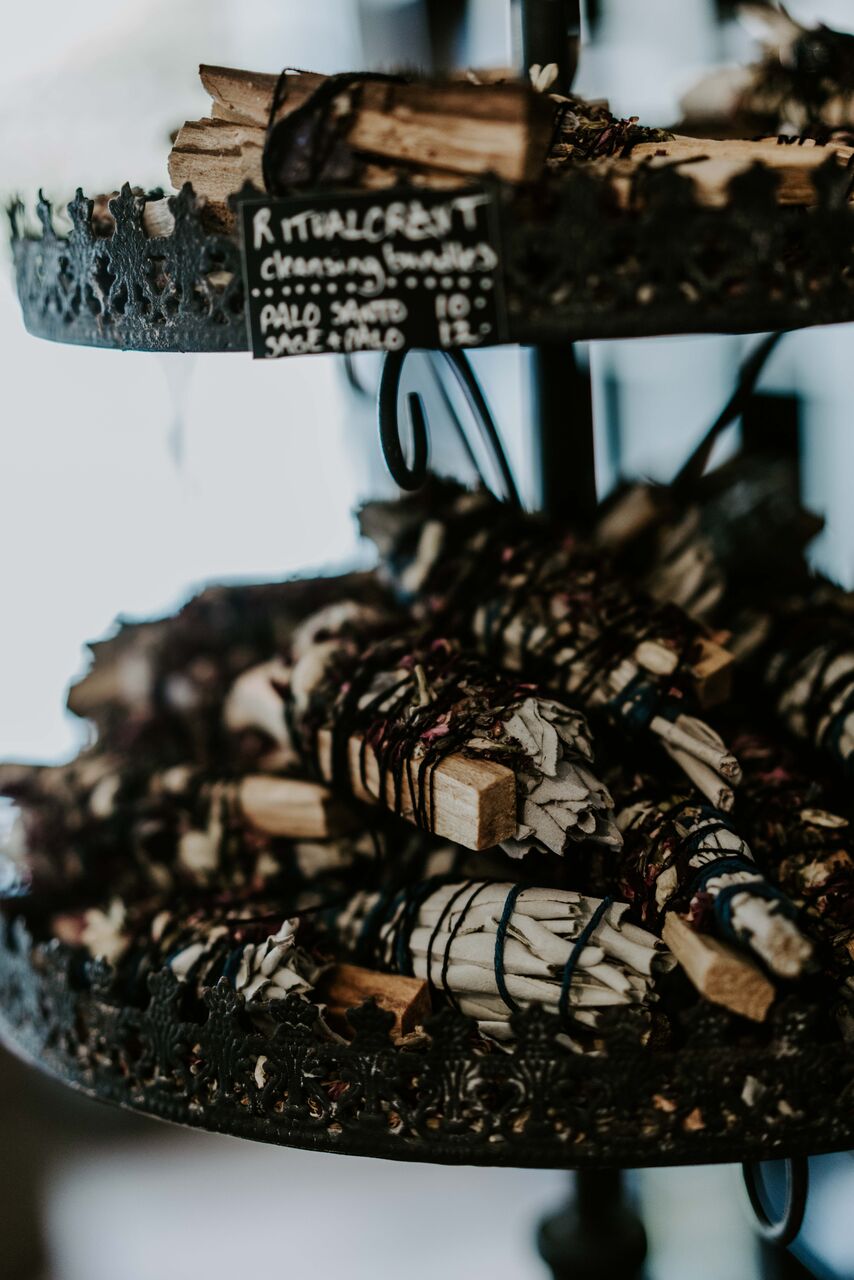 303 Magazine, 303, Denver, Ritual Cravt, Meg O’Neill Photography, Witches, Halloween, Tarot Cards, Crystals, Readings, Potions, Denver Shopping, Fashion, Denver Fashion