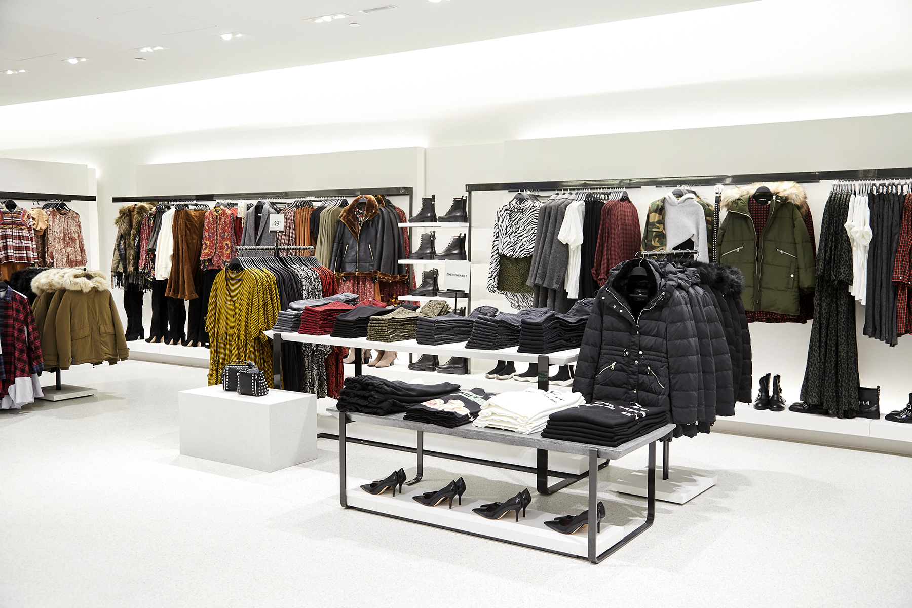A Look Inside Colorado's First Zara Location, Now Open - 303 Magazine, image size:1800x1200