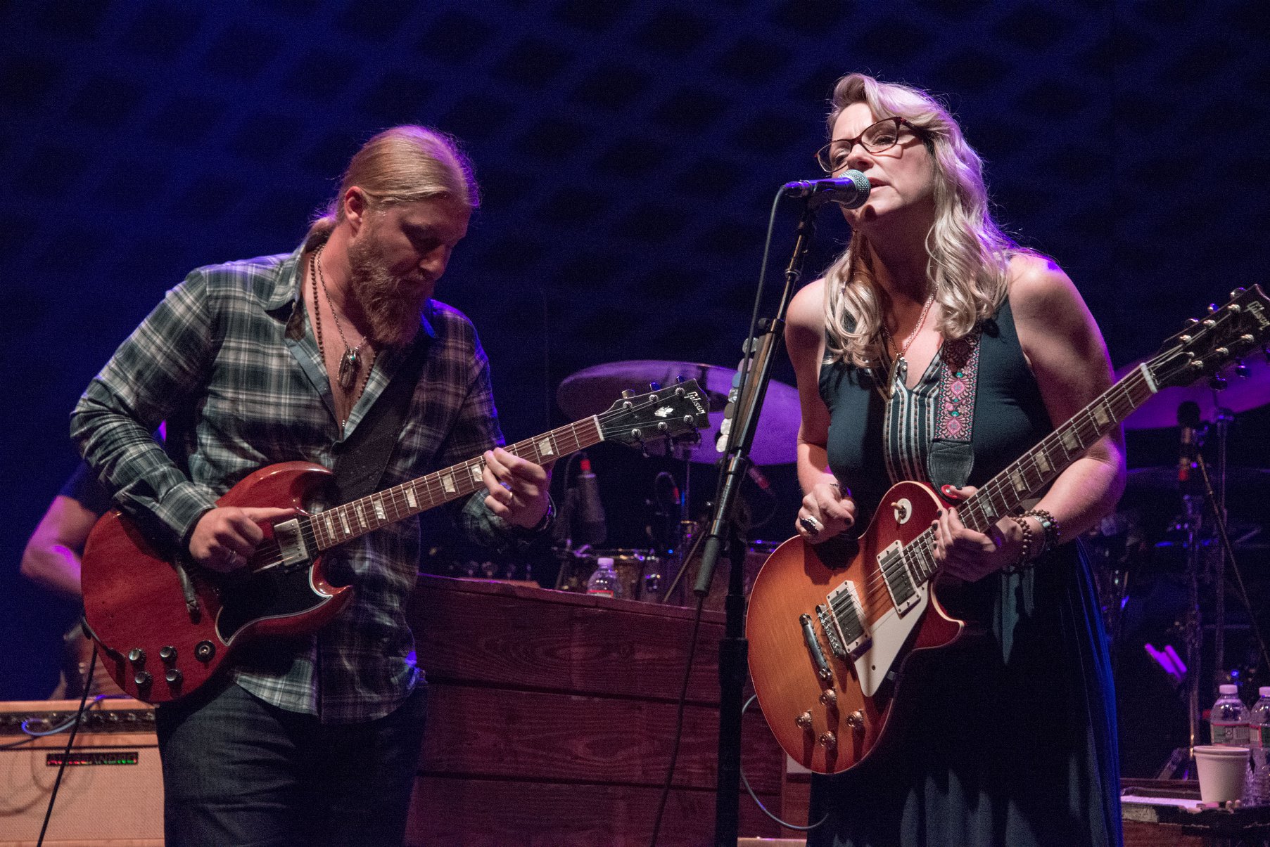 Review Tedeschi Trucks Band Scorched Night One At Red Rocks 303 Magazine 