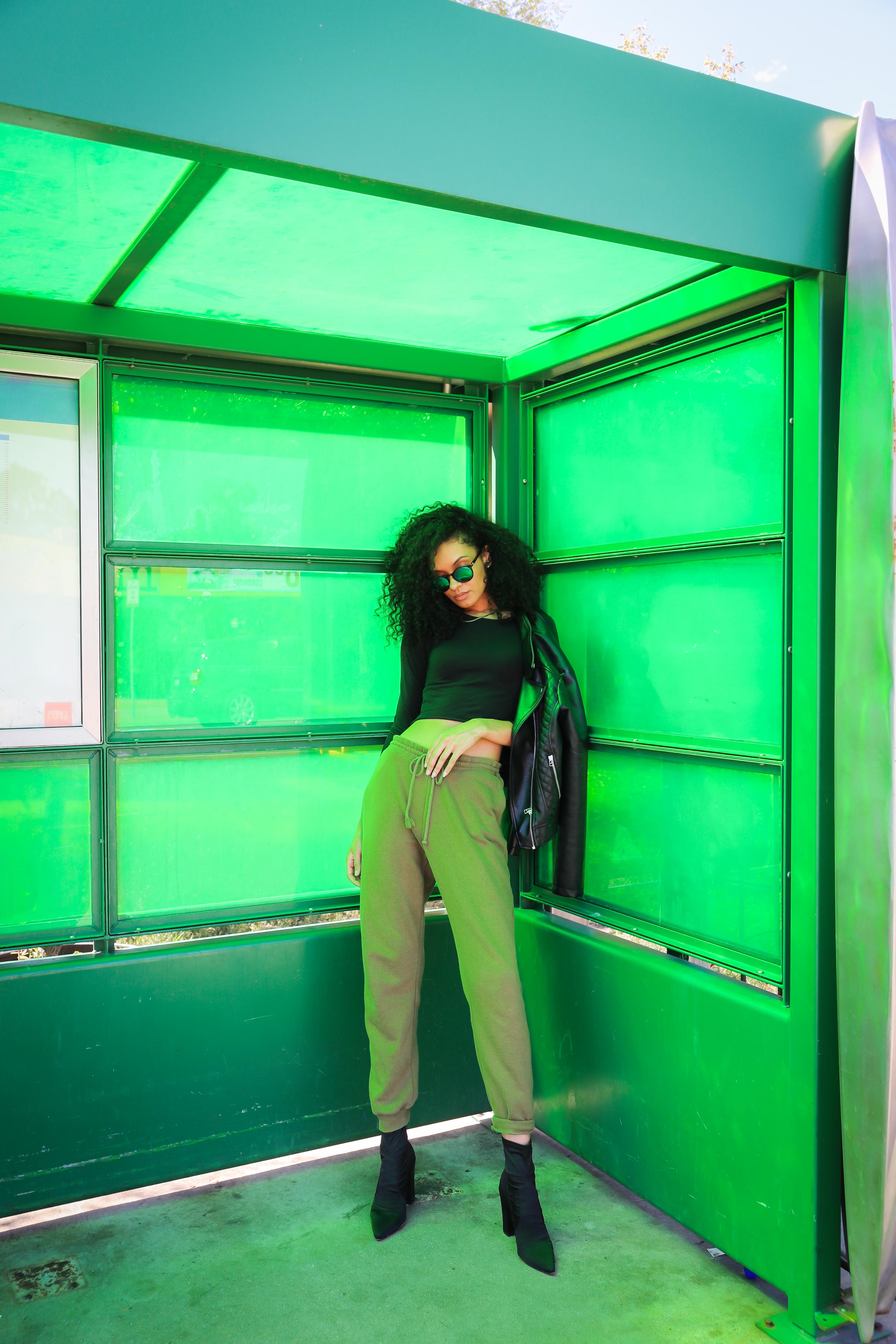 Aaliyah green background