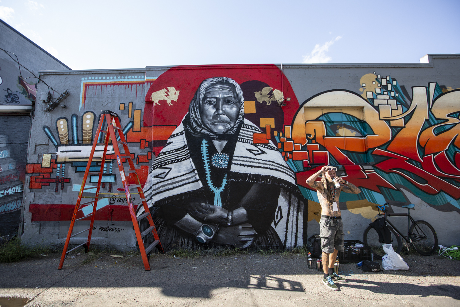 CRUSH, crush artists, crush walls