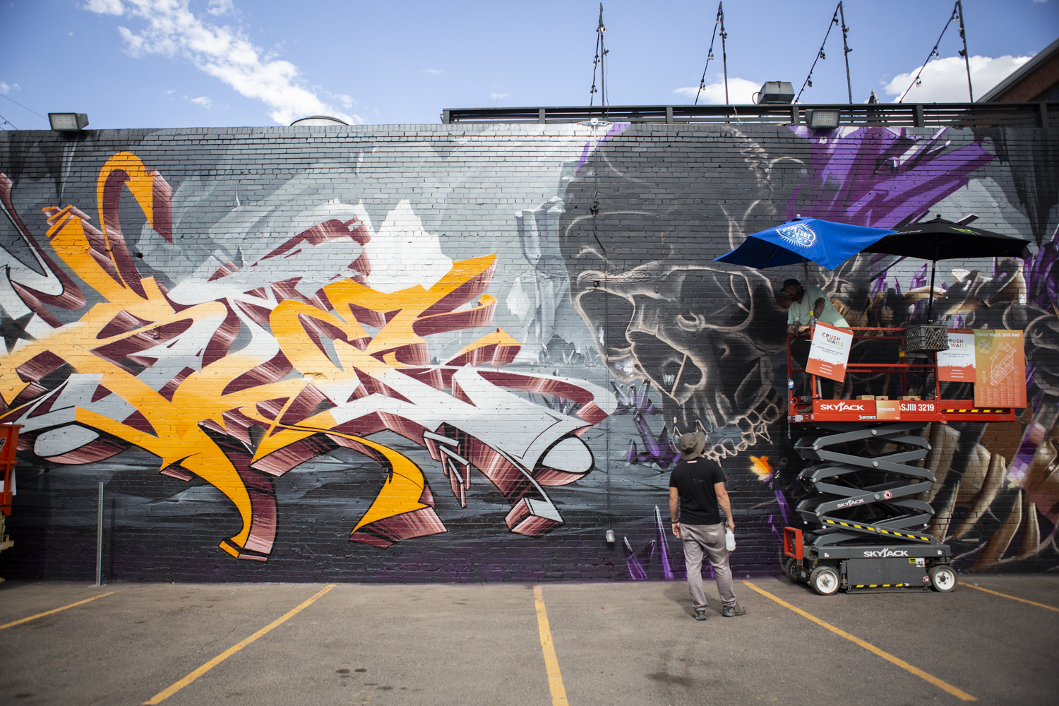 CRUSH, crush artists, crush walls