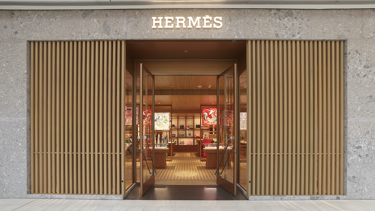 hermes local store