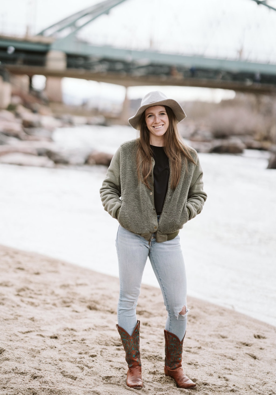 Zascha Fox, 303 Magazine, Shelby Dziwulski, Navy, Helicopter Pilot, Search and Rescue, Authenteco, Travel, Travel Concierge, Sustainable, Responsible, Conscious, Responsible Travel, Magazine, National Parks