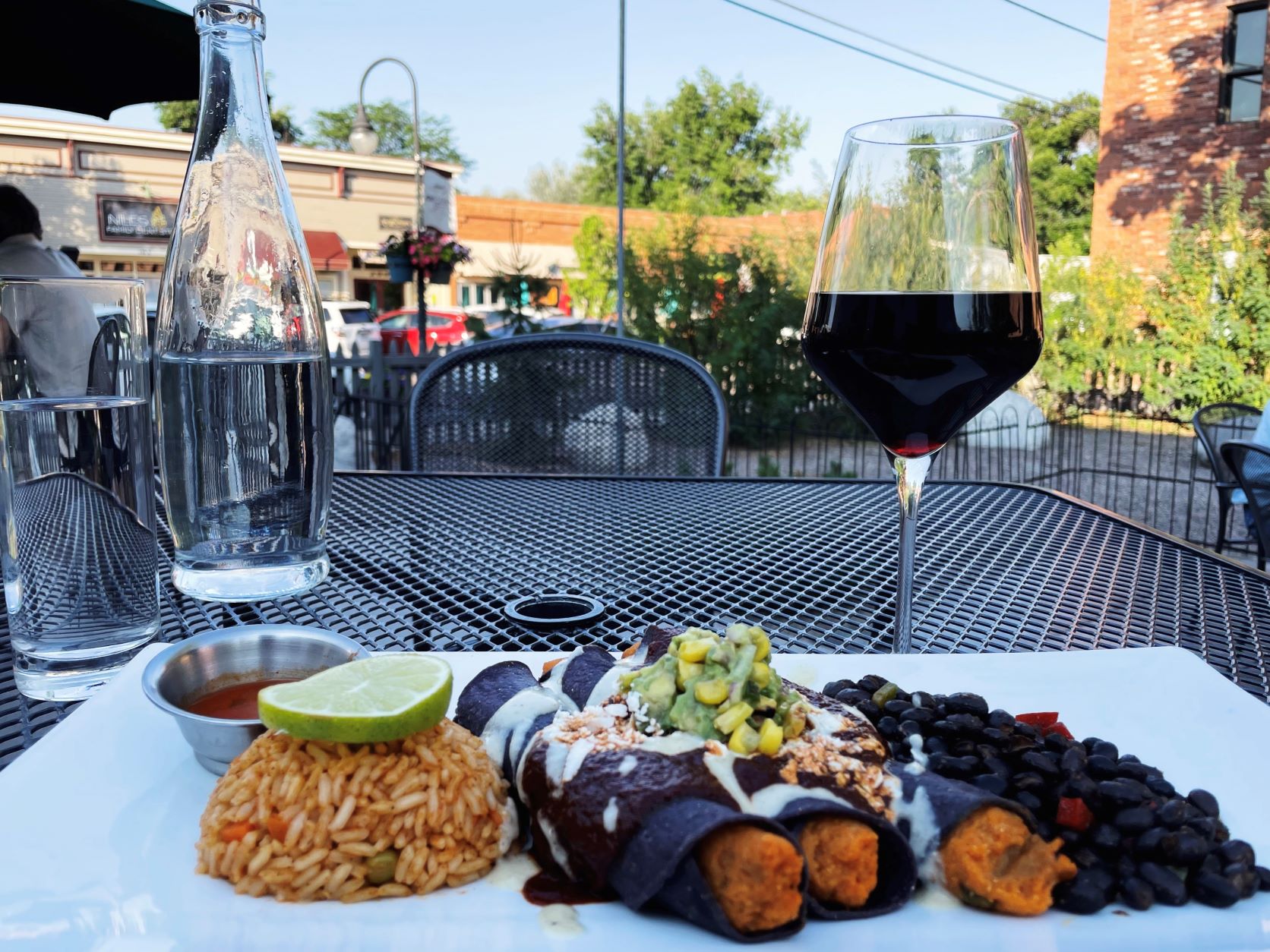 Niwot, Colorado, Boulder, Rock and Rails, Niwot Inn and spa Osmosis Gallery, Left Hand Chair Project, 1914 House, Colorado weekend getaway, Jessica Hughes