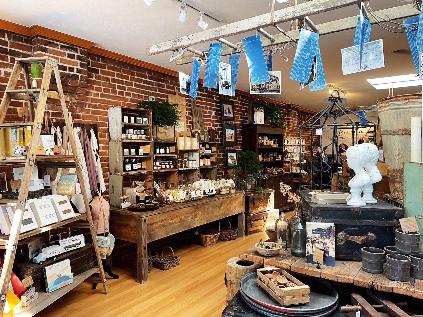 Niwot, Colorado, Boulder, Rock and Rails, Niwot Inn and spa Osmosis Gallery, Left Hand Chair Project, 1914 House, Colorado weekend getaway, Jessica Hughes