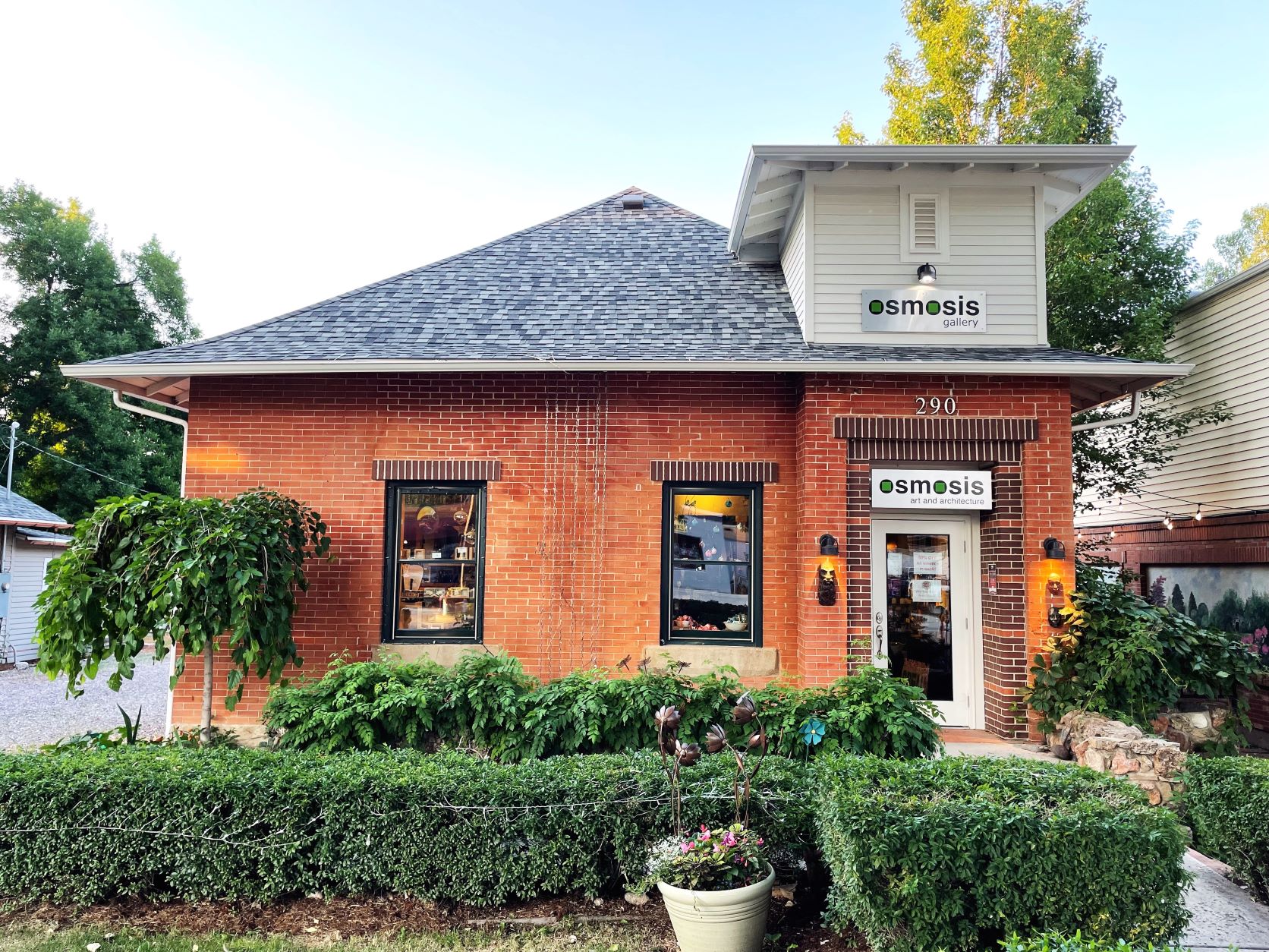 Niwot, Colorado, Boulder, Rock and Rails, Niwot Inn and spa Osmosis Gallery, Left Hand Chair Project, 1914 House, Colorado weekend getaway, Jessica Hughes