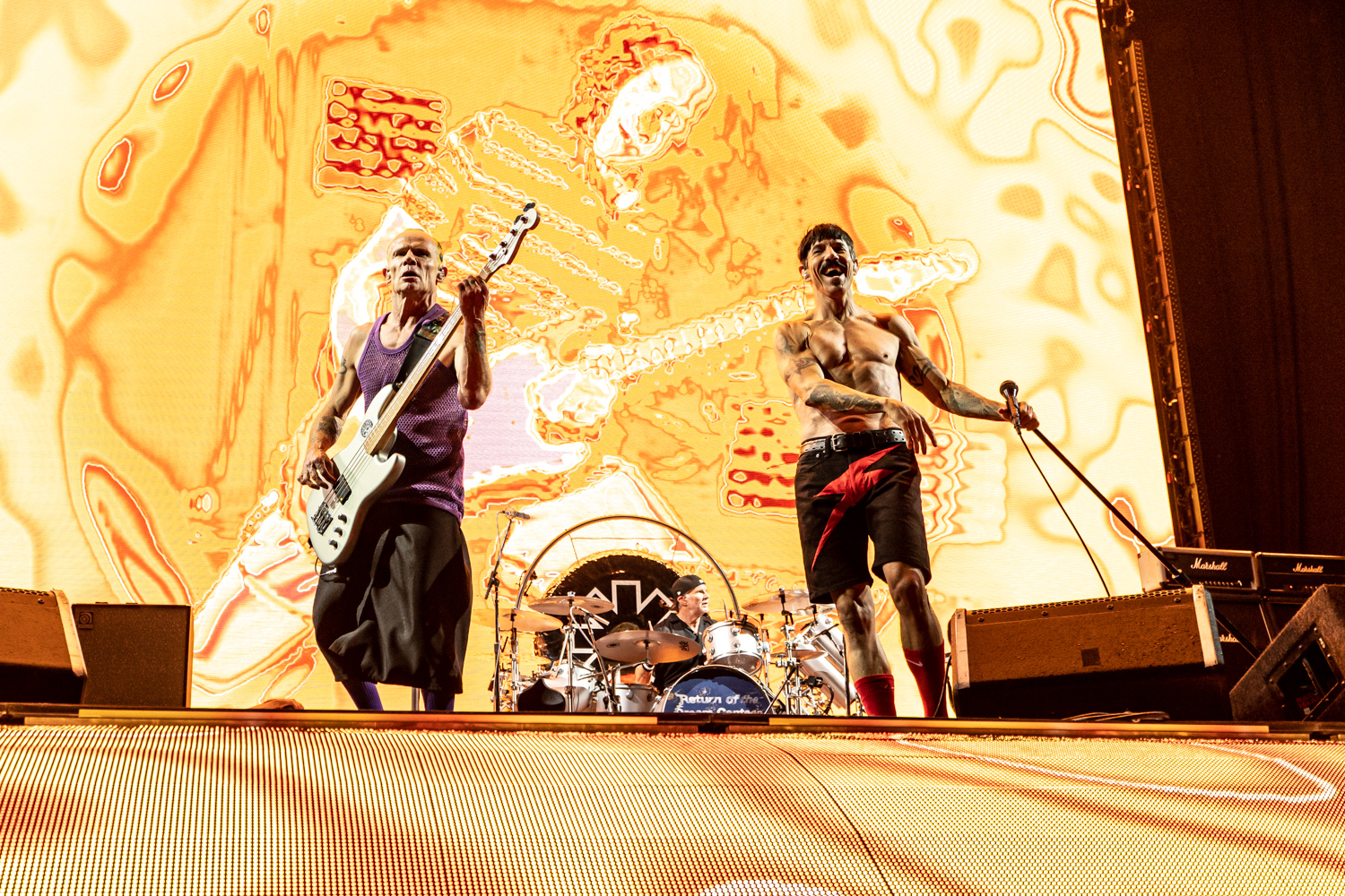 Review - Red Hot Chili Peppers Kicked Their Tour Off on a High