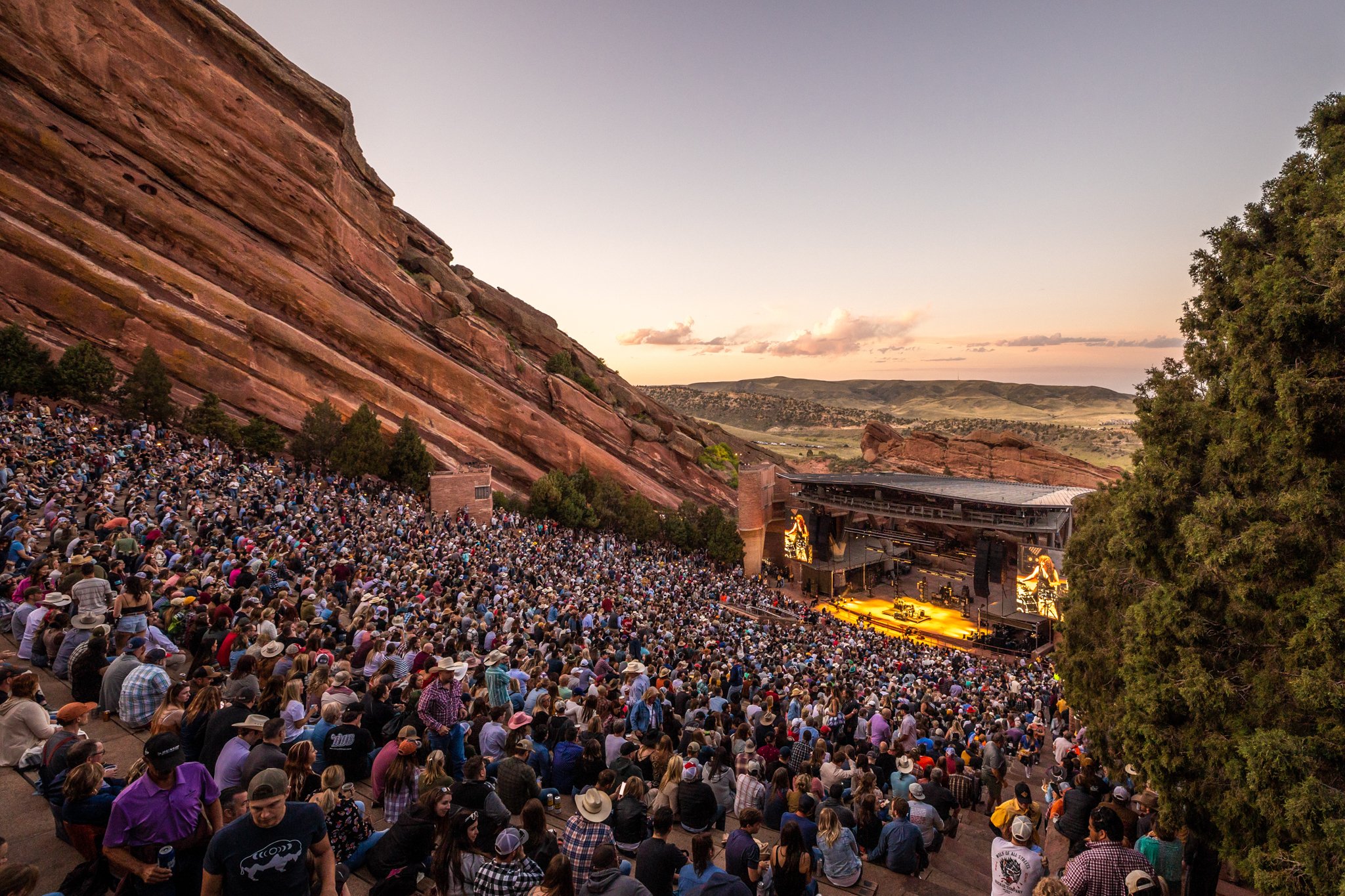 7 Tips for Enjoying a Concert at Red Rocks Amphitheatre - Festy