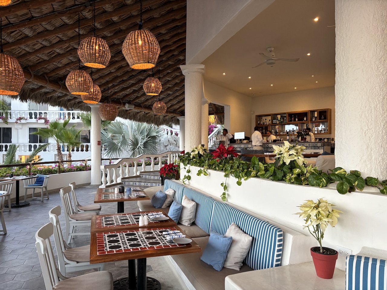 mar del cabo restaurant