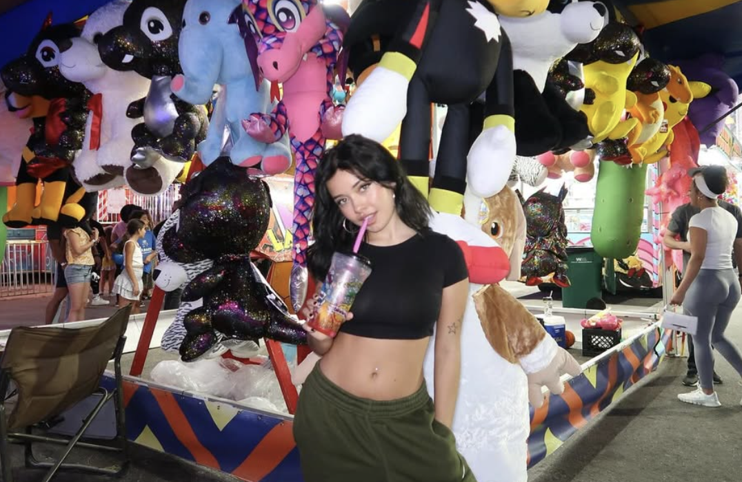 OPINION: Teen Fashion and Beauty Standards Have Changed OPINION: Teen Fashion and Beauty Standards Have Changed